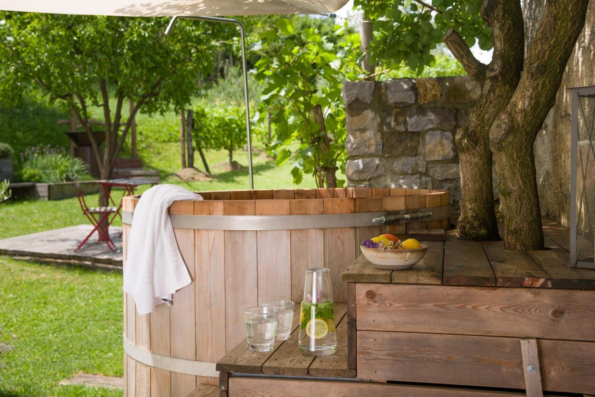 Villa Artes With Free Hot Tub & Sauna Branik Exterior photo